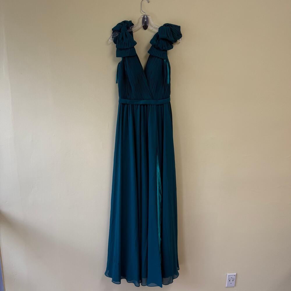 Basix Black Label Teal Green Evening Gown - Flowing Pleated Design- Size 6